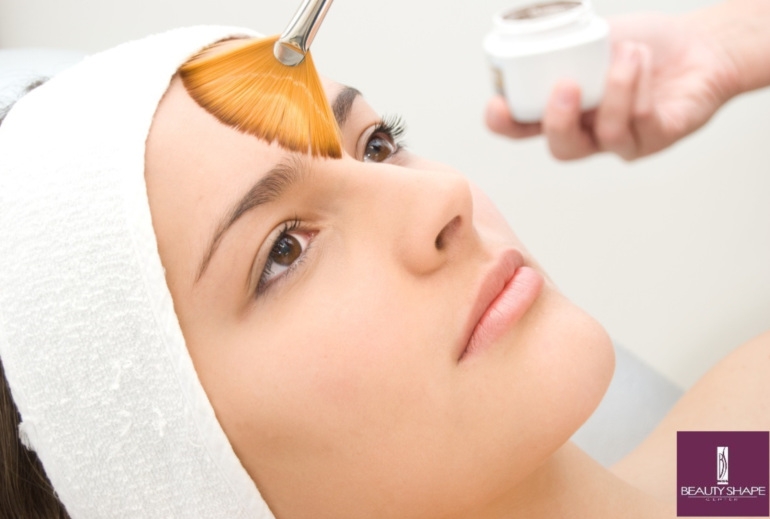 Chemický peeling – efektivní metoda omlazování kůže